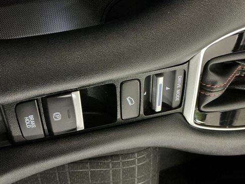 Used 2023 Honda HR-V Sport image 19