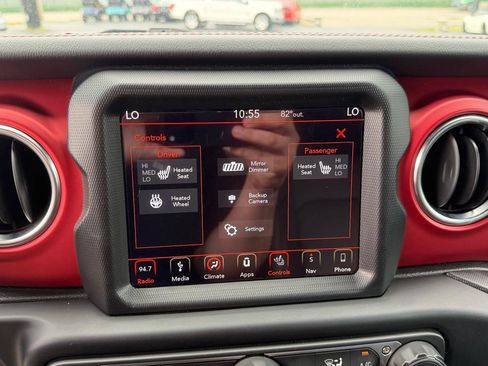 Used 2019 Jeep Wrangler Unlimited Rubicon AWD/4WD image 23