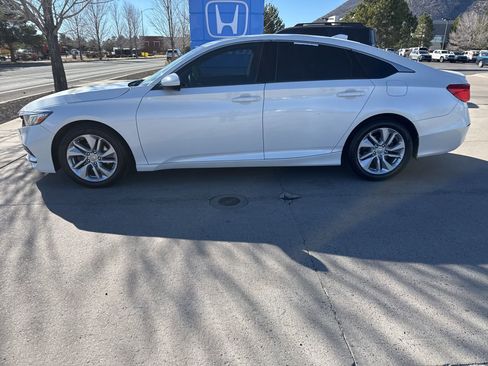 Used 2020 Honda Accord LX image 10