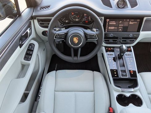 New 2026 Porsche Macan GTS image 15