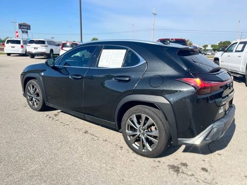 Used 2019 Lexus UX 200 F Sport w/ F Sport Premium Package FWD image 4