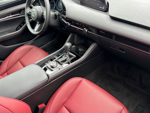 New 2026 MAZDA MAZDA3 Carbon image 17