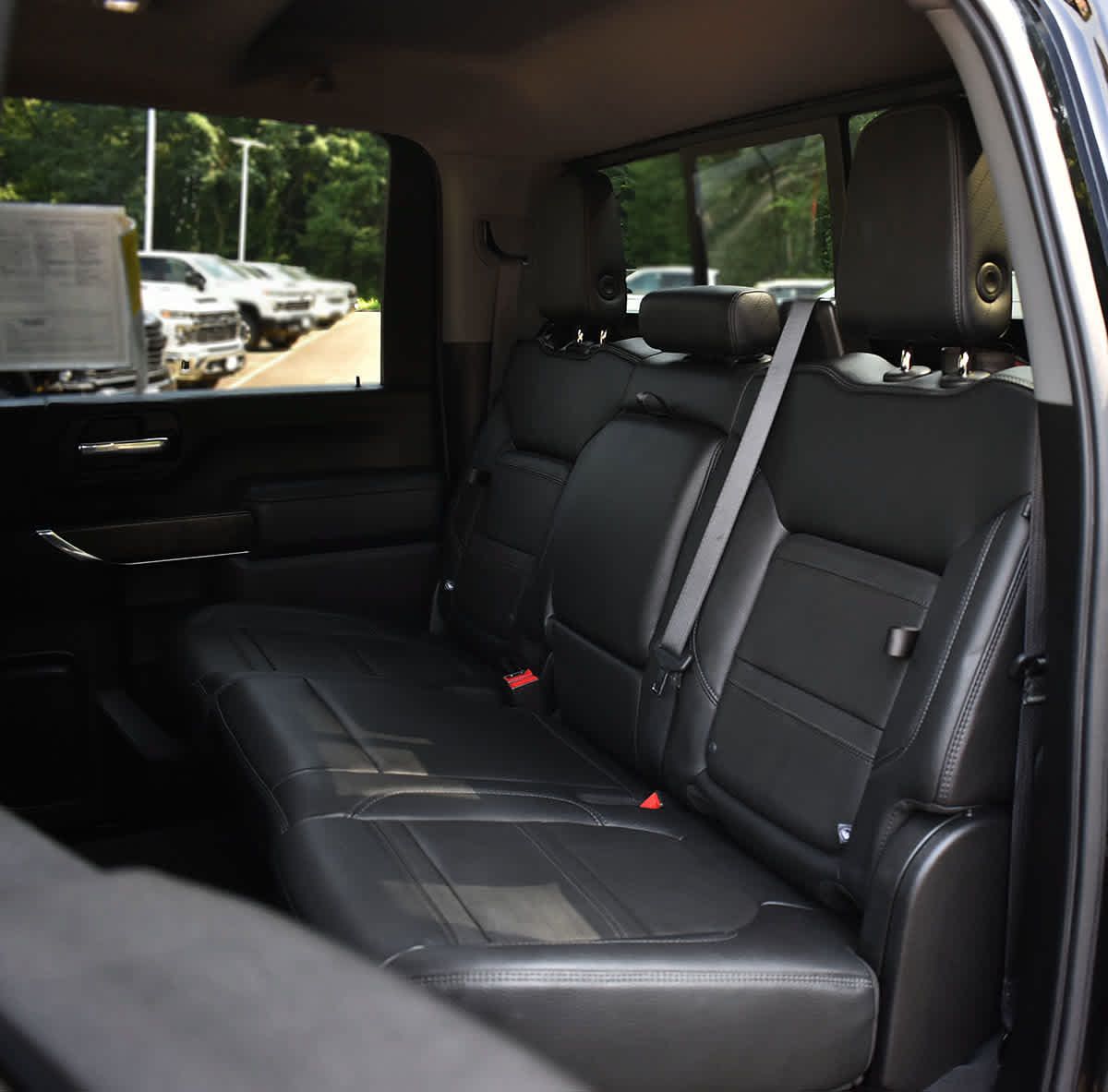 Used 2022 GMC Sierra 2500 Denali w/ Denali Ultimate Package AWD/4WD image 12