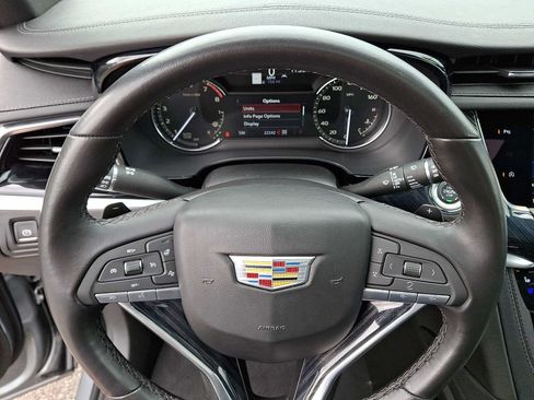 Used 2024 Cadillac XT6 Premium Luxury AWD/4WD image 14