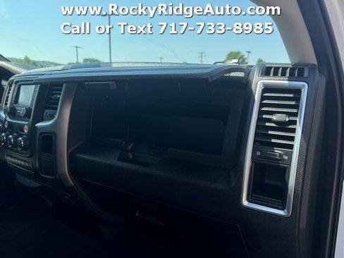 Used 2024 RAM 1500 Classic SLT AWD/4WD image 10