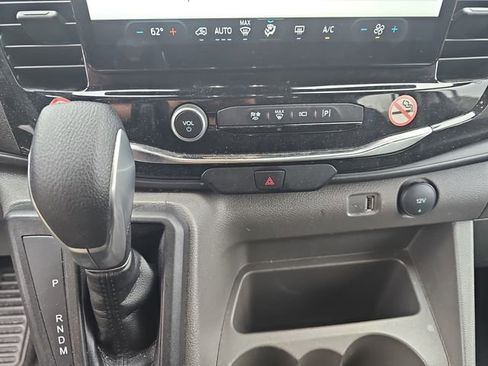 Used 2023 Ford Transit 350 XLT image 22