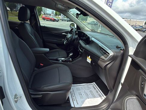 Used 2024 Buick Encore GX Preferred w/ Advanced Technology Package AWD/4WD image 16