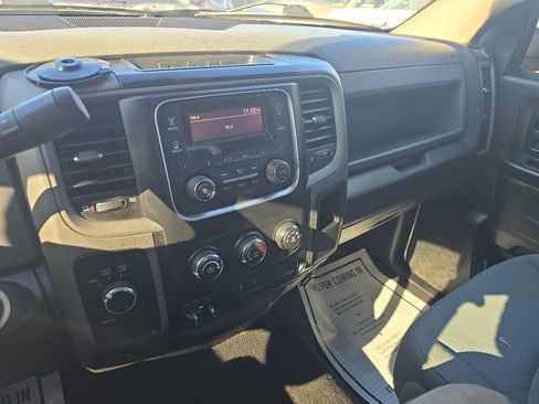 Used 2017 RAM 1500 ST w/ SXT Appearance Group image 27