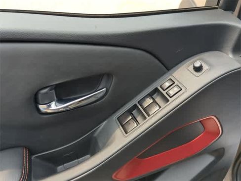 Used 2023 Nissan Frontier PRO-4X w/ Technology Package image 22