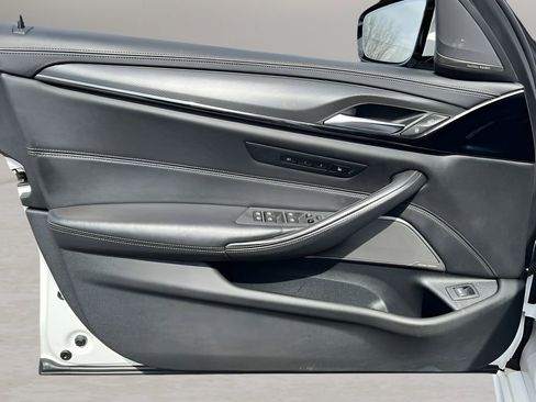 Used 2022 BMW M5 Base w/ Executive Package image 19