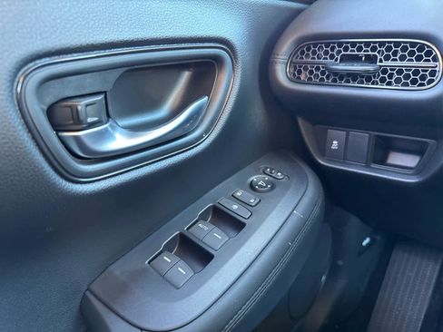 Used 2024 Honda Civic Sport image 55