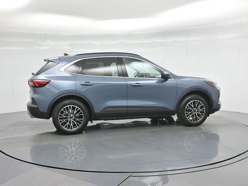New 2025 Ford Escape SE w/ PHEV Premium Package image 25