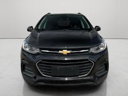 Used 2019 Chevrolet Trax LT w/ LT Convenience Package FWD image 11