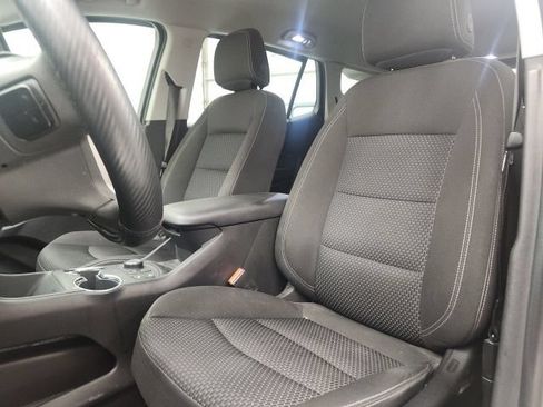 Used 2024 GMC Terrain SLE w/ Driver Convenience Package FWD image 14
