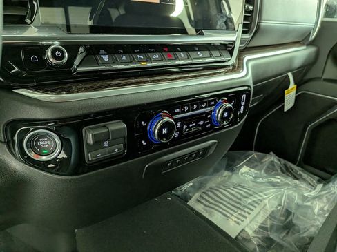 New 2026 GMC Sierra 2500 SLE w/ SLE Value Package; image 22