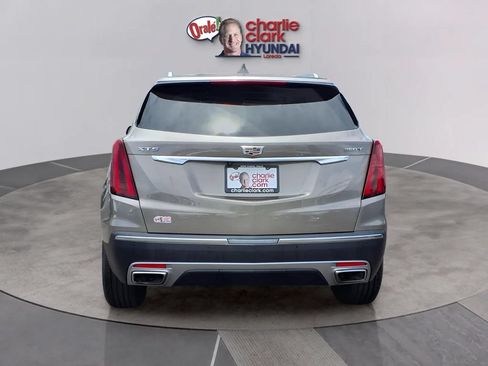 Used 2023 Cadillac XT5 Premium Luxury FWD image 4
