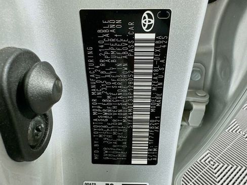 Certified 2024 Toyota Corolla LE image 29