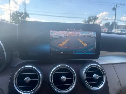 Used 2021 Mercedes-Benz C 300 4MATIC Sedan image 21