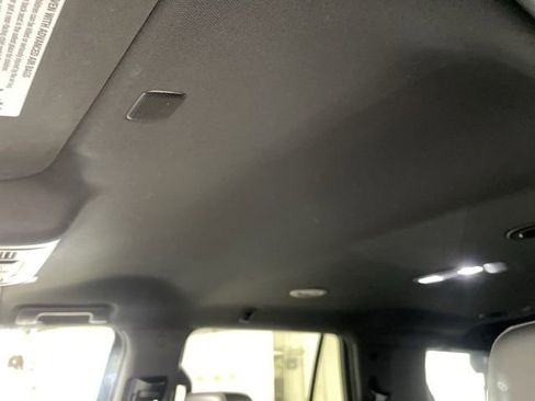 Used 2022 Chevrolet Tahoe LT w/ Luxury Package AWD/4WD image 22