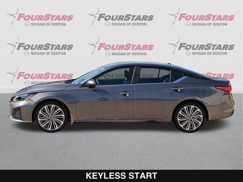 New 2026 Nissan Altima 2.5 SV w/ SV Premium Package FWD image 8