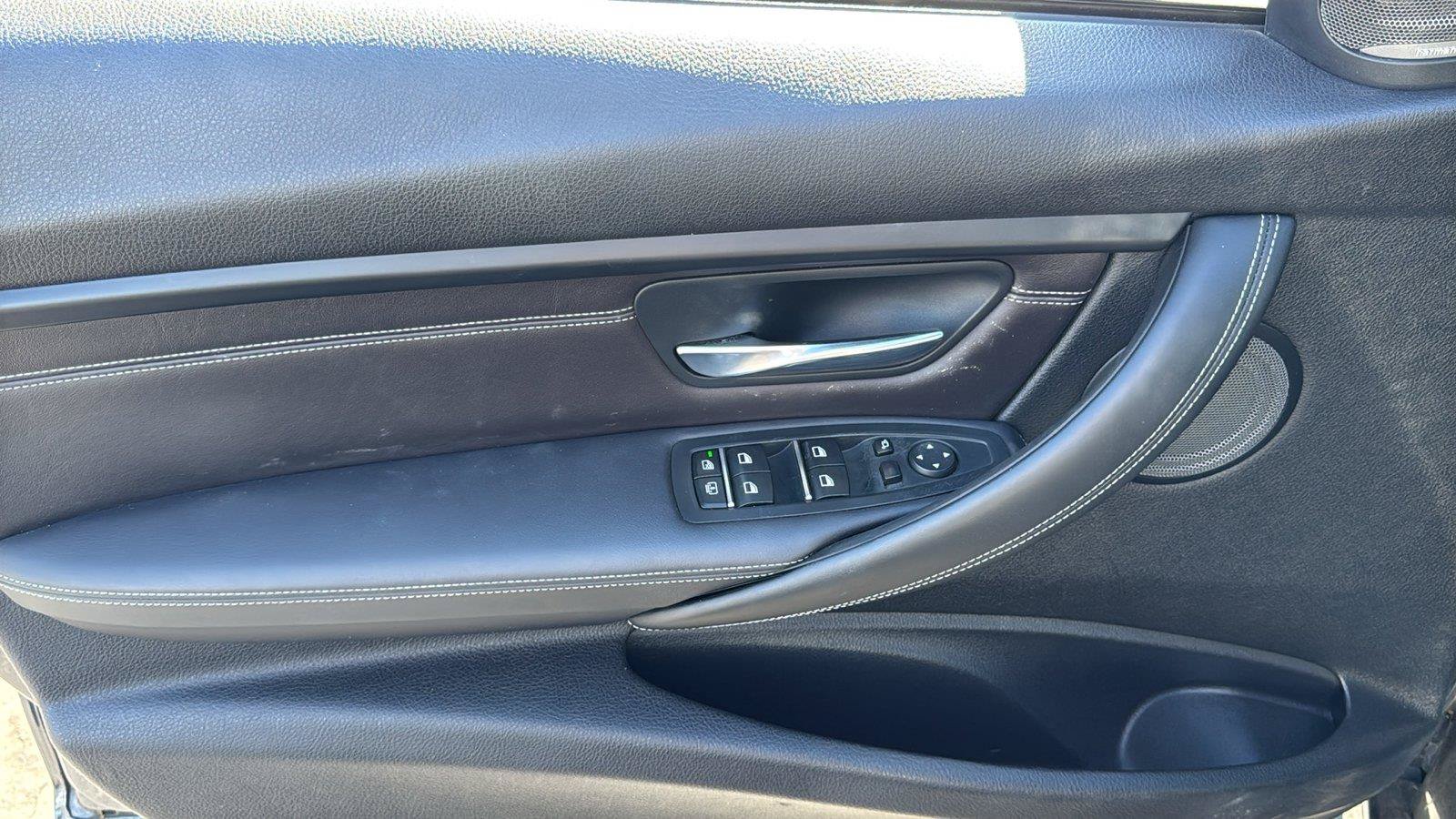 Used 2016 BMW M3 RWD image 8