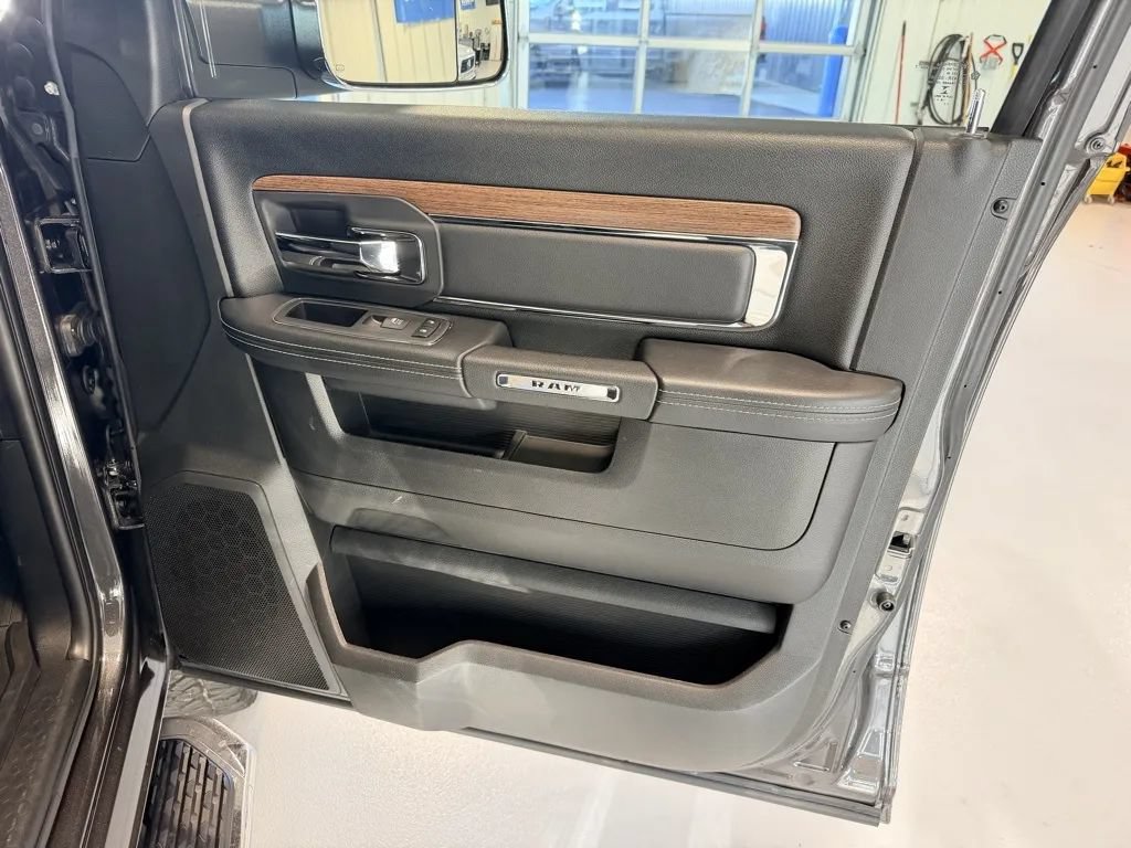 Used 2018 RAM 2500 Laramie w/ Off Road Package AWD/4WD image 36