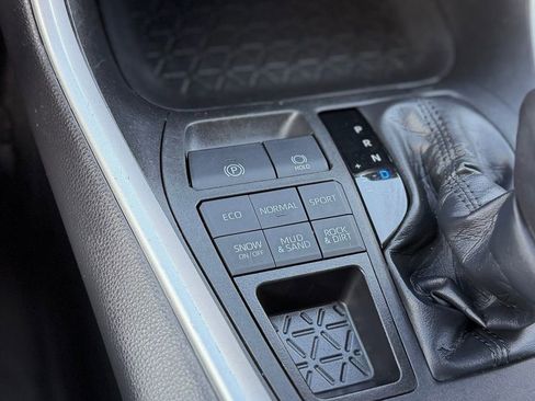 Used 2024 Toyota RAV4 LE image 14