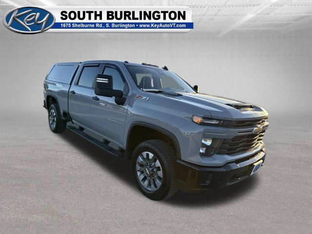 Used 2025 Chevrolet Silverado 2500 Custom w/ Custom Value Package AWD/4WD image 9