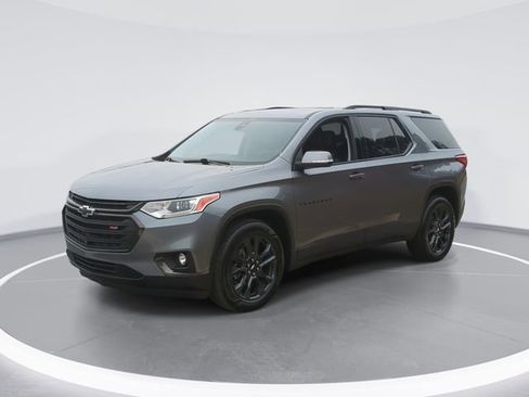 Used 2021 Chevrolet Traverse RS image 1