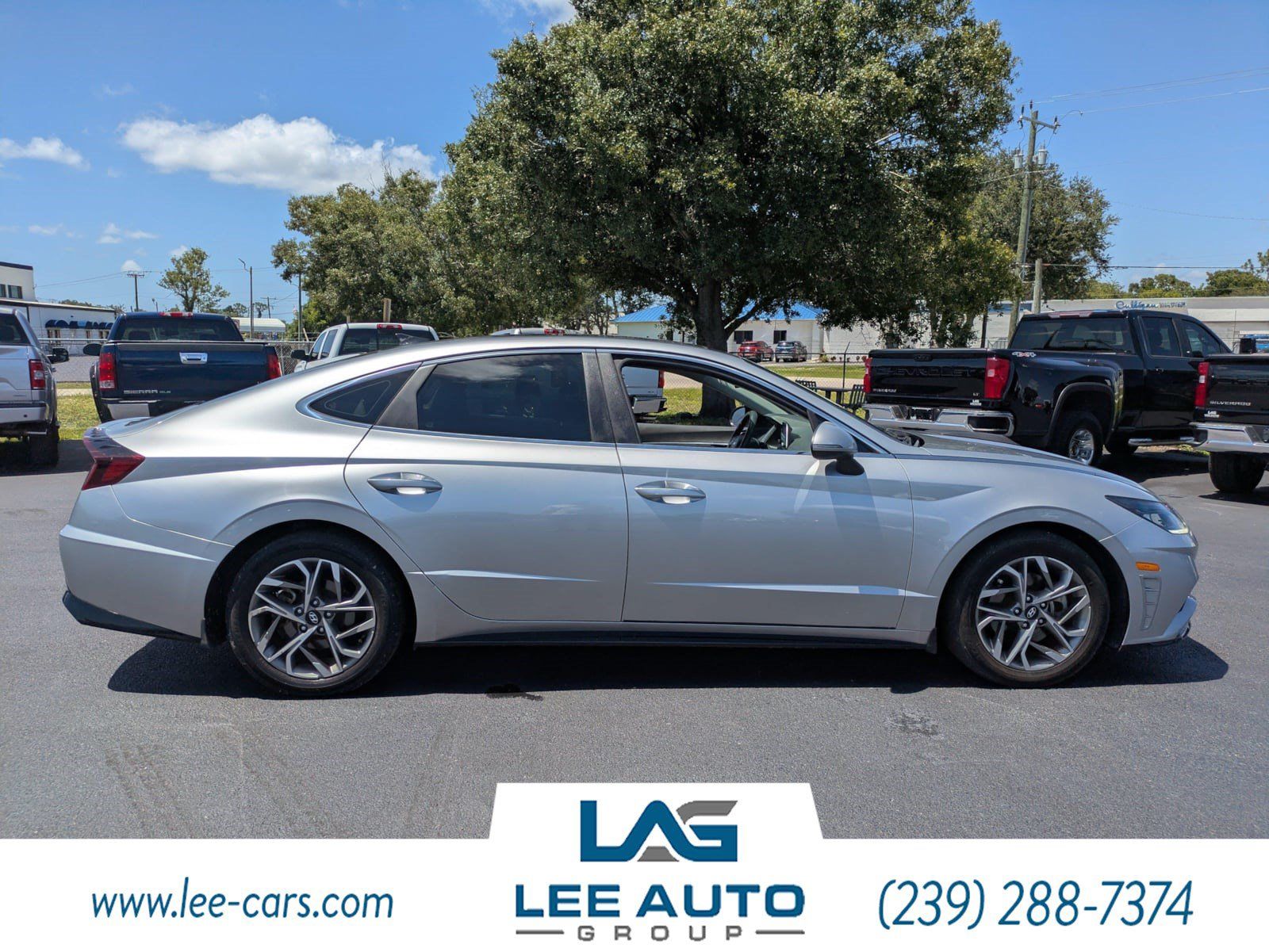 Used 2021 Hyundai Sonata SEL w/ Convenience Package FWD image 2