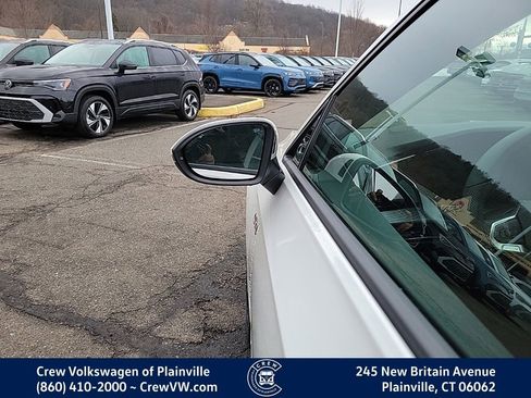 New 2026 Volkswagen GTI SE image 26