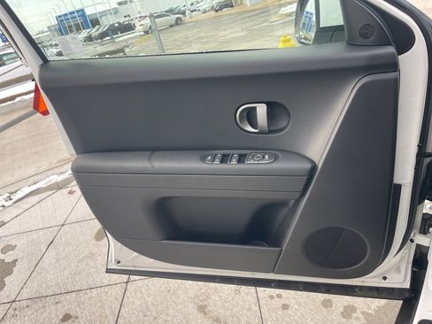 New 2026 Hyundai Ioniq 5 SEL image 29