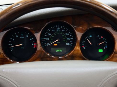 Used 1999 Jaguar XK8 Convertible image 20