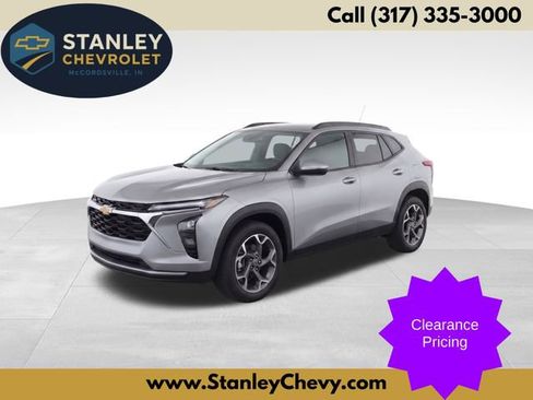 Used 2025 Chevrolet Trax LT w/ LT Convenience Package FWD image 1
