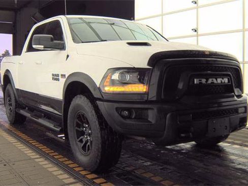 Used 2017 RAM 1500 Rebel w/ Luxury Group AWD/4WD image 4