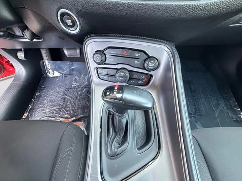 Used 2023 Dodge Challenger SXT RWD image 19
