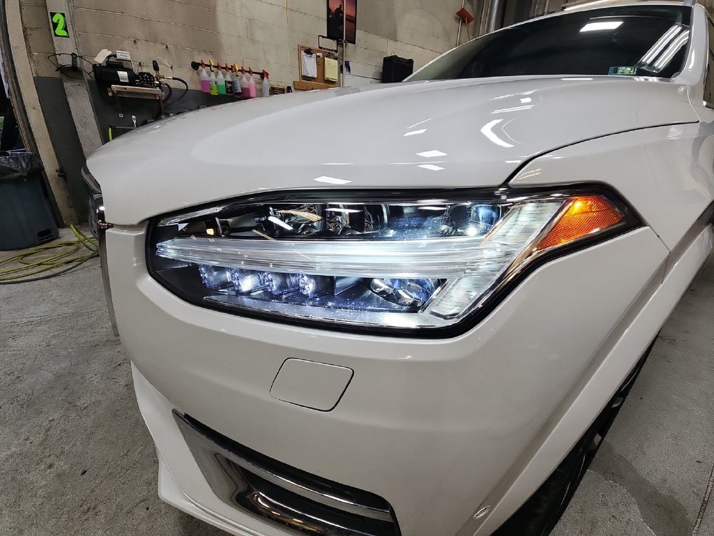 Used 2024 Volvo XC90 B6 Plus w/ Protection Package Premier AWD/4WD image 31