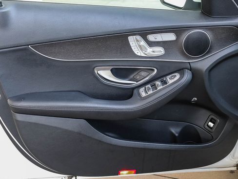 Used 2020 Mercedes-Benz C 300 Sedan image 24