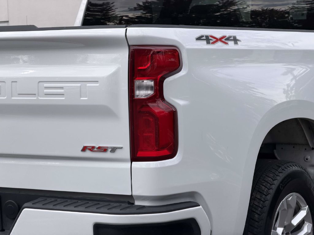 Used 2026 Chevrolet Silverado 1500 RST AWD/4WD image 13