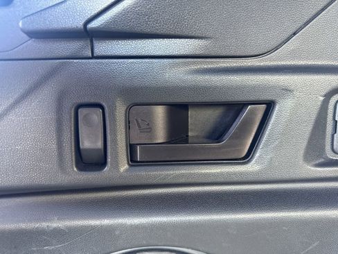 Used 2021 Subaru Outback Limited w/ Popular Package #2 image 16