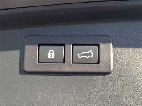 Certified 2021 Subaru Outback Touring image 10