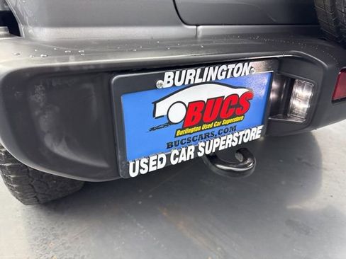 Used 2021 Jeep Wrangler Unlimited Sahara image 43