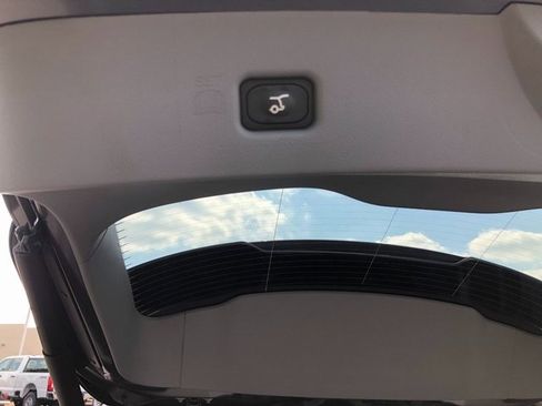 Used 2022 Lincoln Nautilus Reserve w/ Monochromatic Package image 30