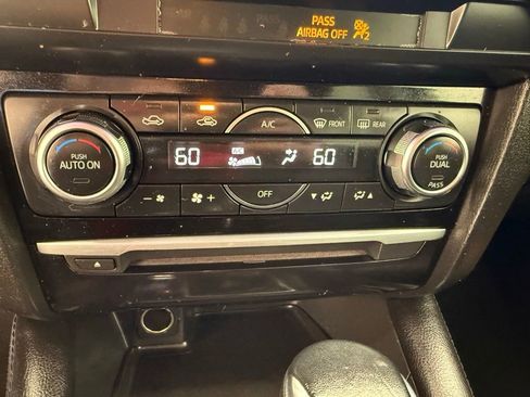 Used 2017 MAZDA MAZDA6 Touring image 31