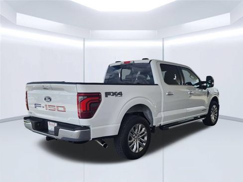 Used 2025 Ford F150 Lariat w/ Equipment Group 501A Mid AWD/4WD image 5