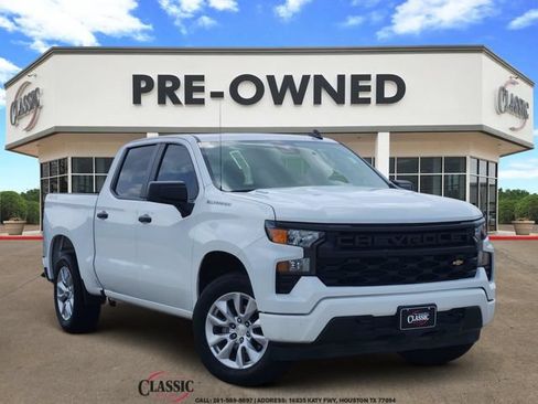 Used 2024 Chevrolet Silverado 1500 Custom AWD/4WD image 1