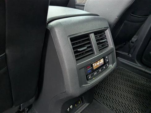 Used 2021 Volkswagen Atlas SEL Premium image 15