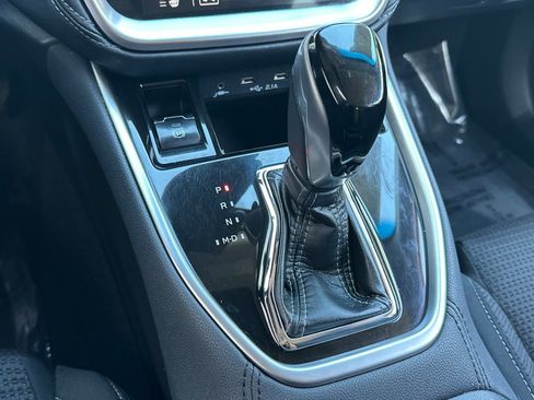 Used 2021 Subaru Outback Premium w/ Popular Package #1 image 18