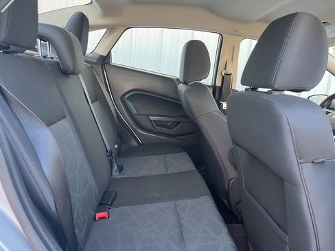 Used 2013 Ford Fiesta SE image 15