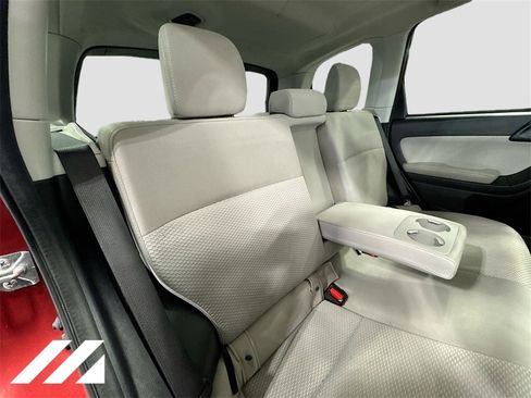 Used 2016 Subaru Forester 2.5i Premium w/ Popular Package #2 image 28